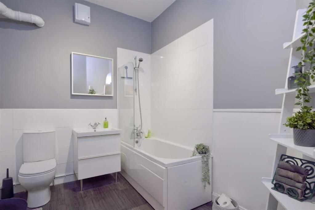 The Granary Apartment Kelso Bagian luar foto