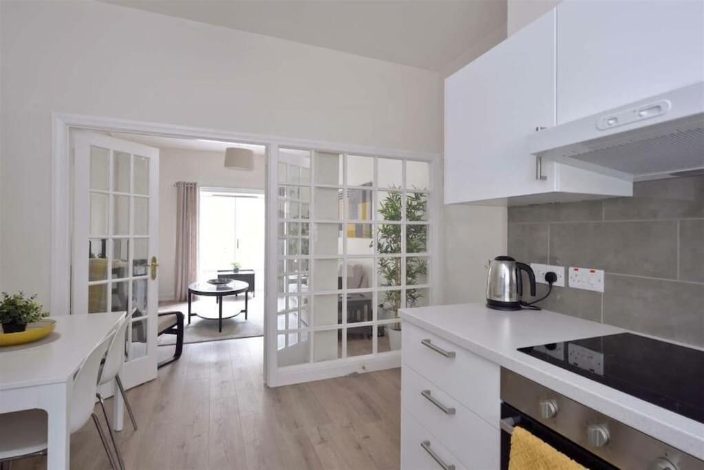 The Granary Apartment Kelso Bagian luar foto
