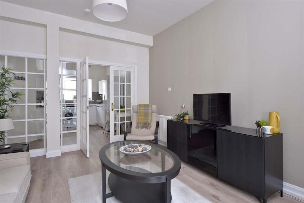 The Granary Apartment Kelso Bagian luar foto